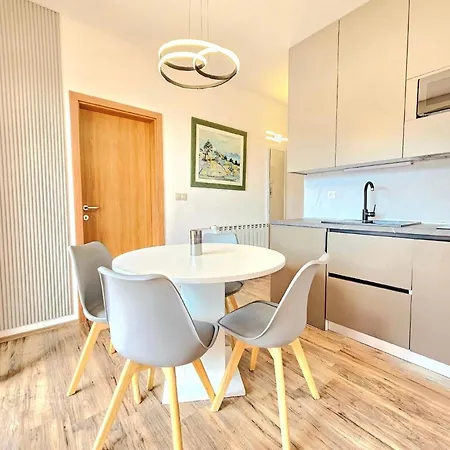 Schoenes In Apartman